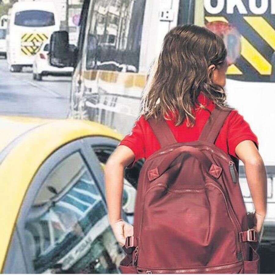 Servis ücreti arttı öğrenciler servisten inip taksiye bindi!