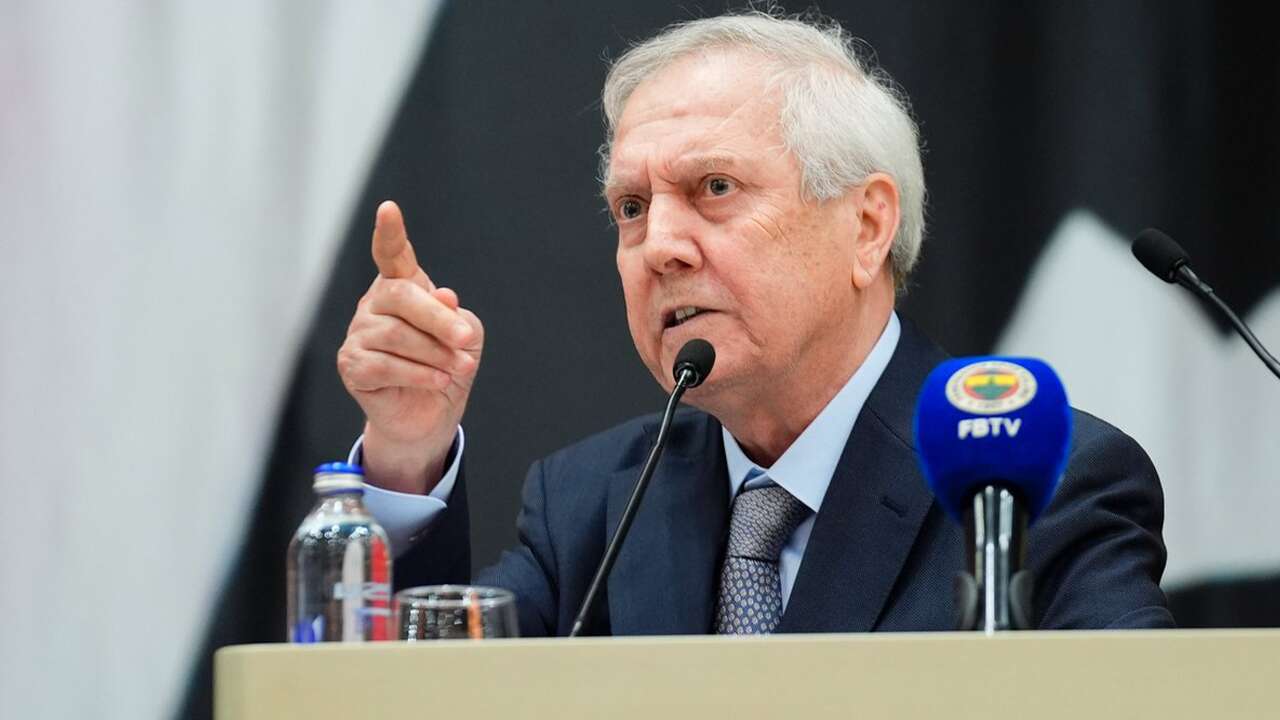 Aziz Yıldırım: "2 penaltımız verilmedi, 1 sene ligi erteleyin"