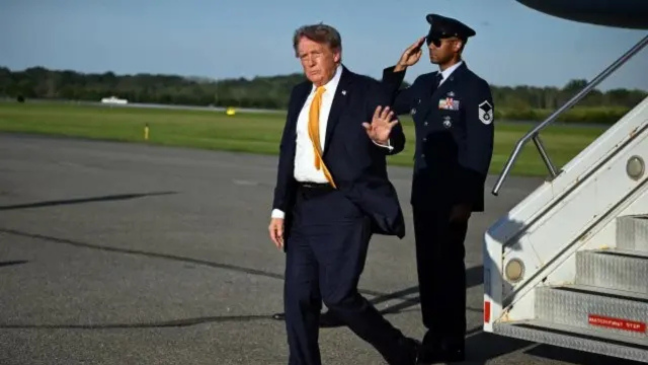 Trump'ın rengi attı! Görenler şaşkına döndü