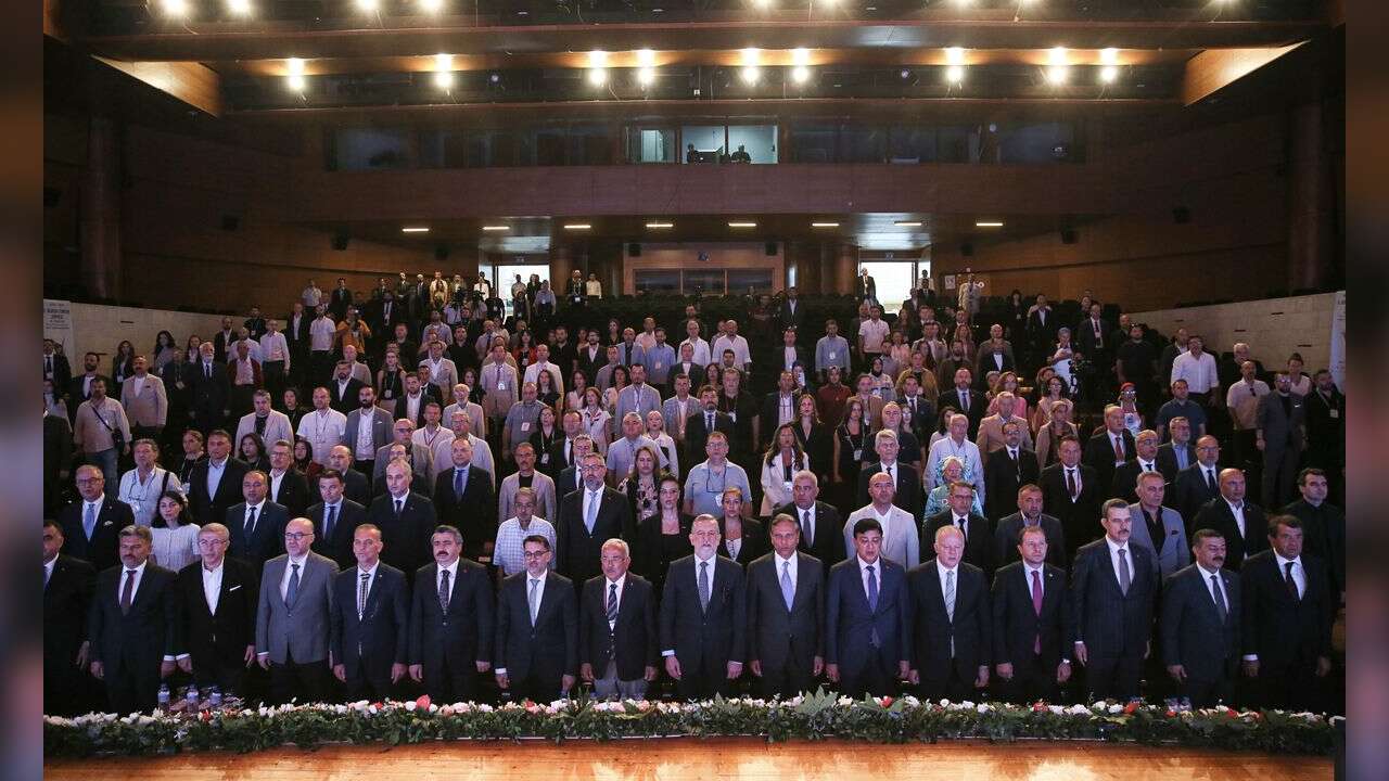 Bağlıkaya: Ekonomik hedeflere ulaşmada turizm önemli bir yere sahip