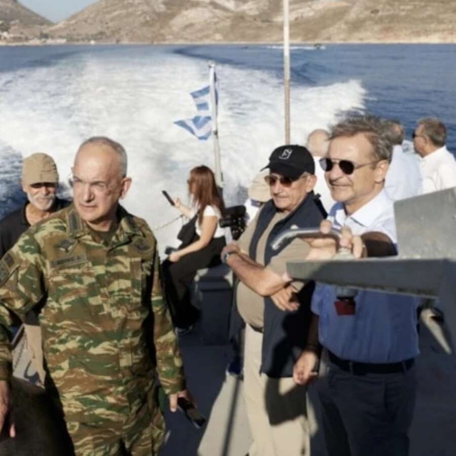 Miçotakis'in Meis Adası ziyaretinin perde arkası! Kaş'a 2 kilometre mesafede provokatif şov..