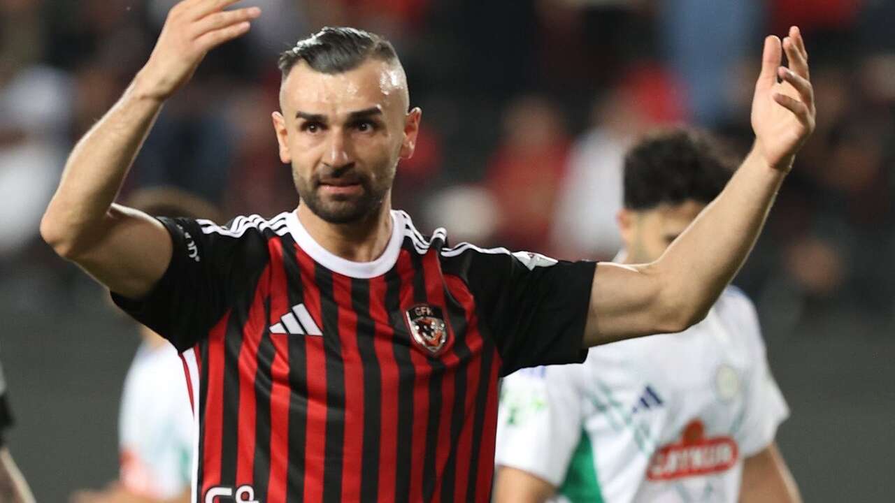 Serdar Dursun: Beşiktaş F.Bahçe'yi kırdı, çok kırılgan bir camia