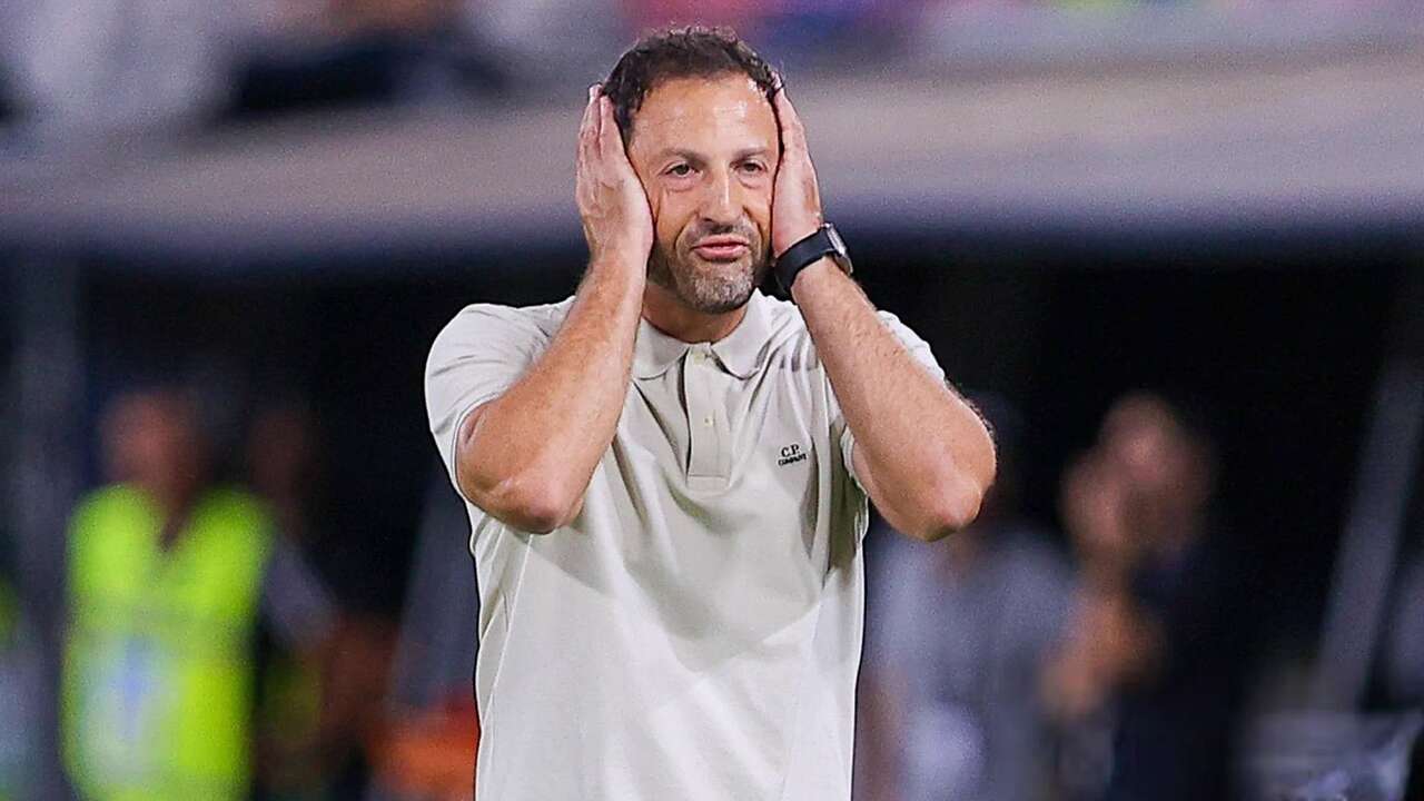 Domenico Tedesco kovuldu