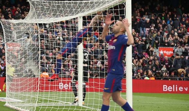 Barcelona bu kez Emre Mor'a takıldı