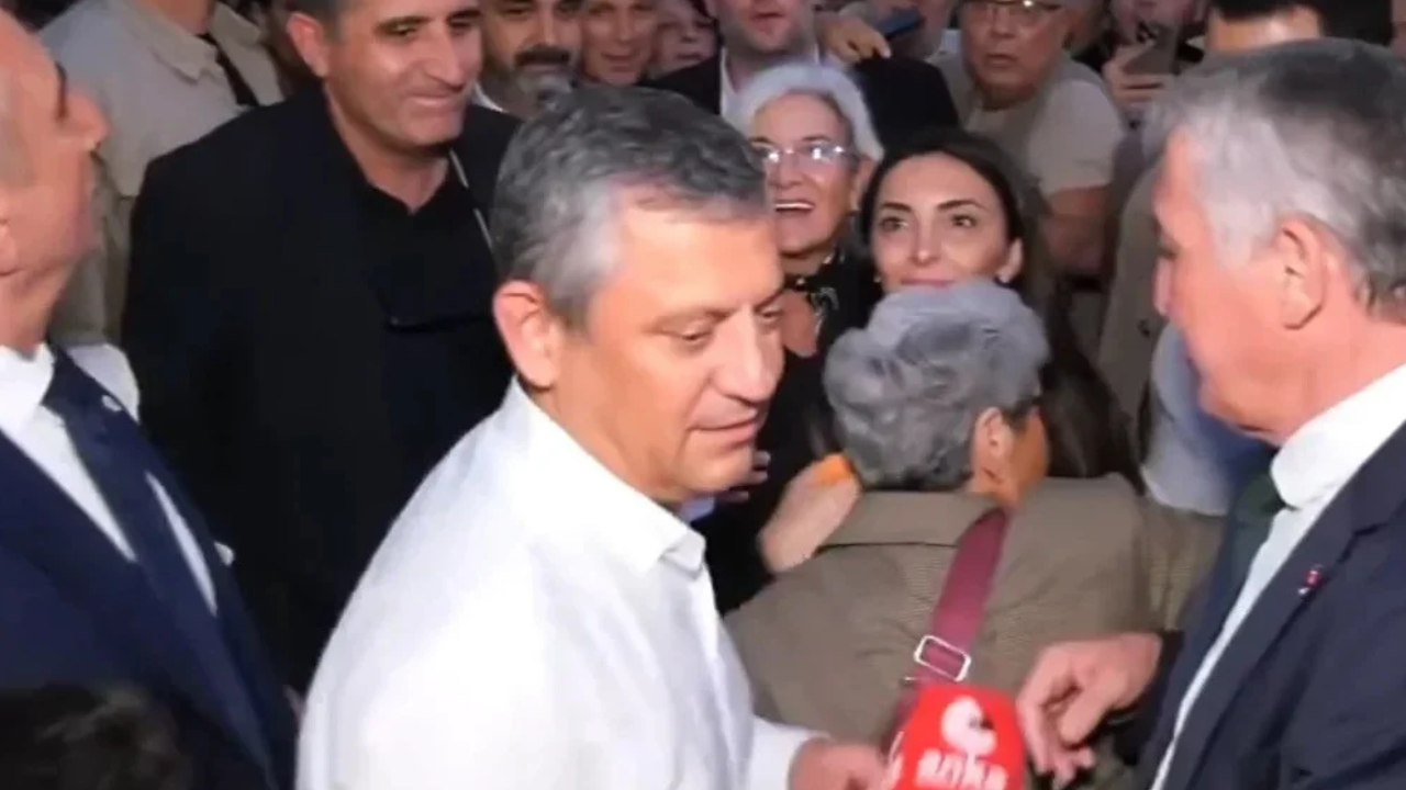 Özgür Özel'den vatandaşlara tepki çeken tavır! Hem azarladı, hem beddua etti