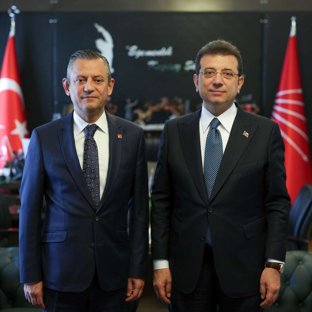 İmamoğlu'nun pabucunu dama attı! Özgür Özel'den 'Mansur Yavaş' çıkışı