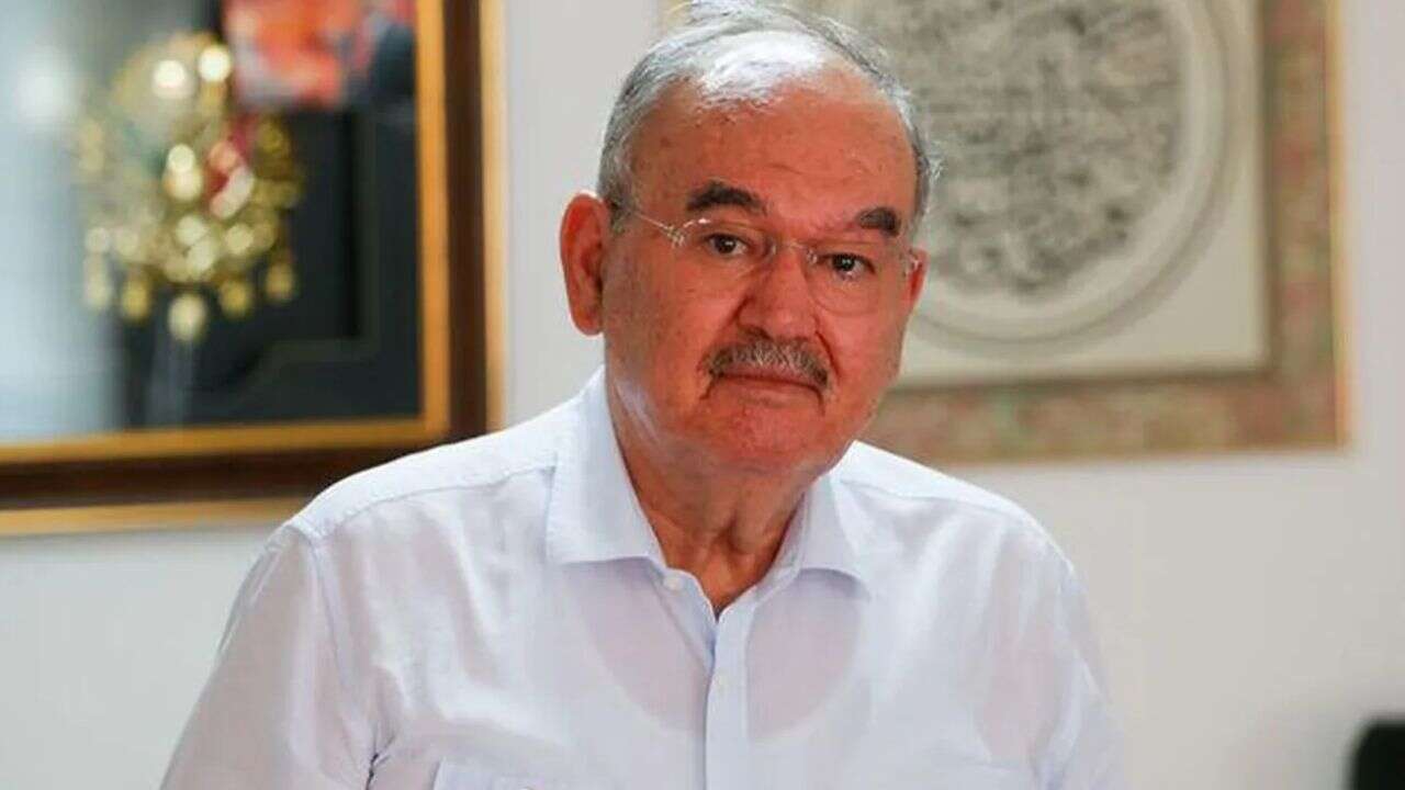 Burhan Özfatura kimdir, kaç yaşındaydı, neden öldü?