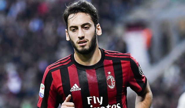 Hakan Çalhanoğlu bombası patlıyor!