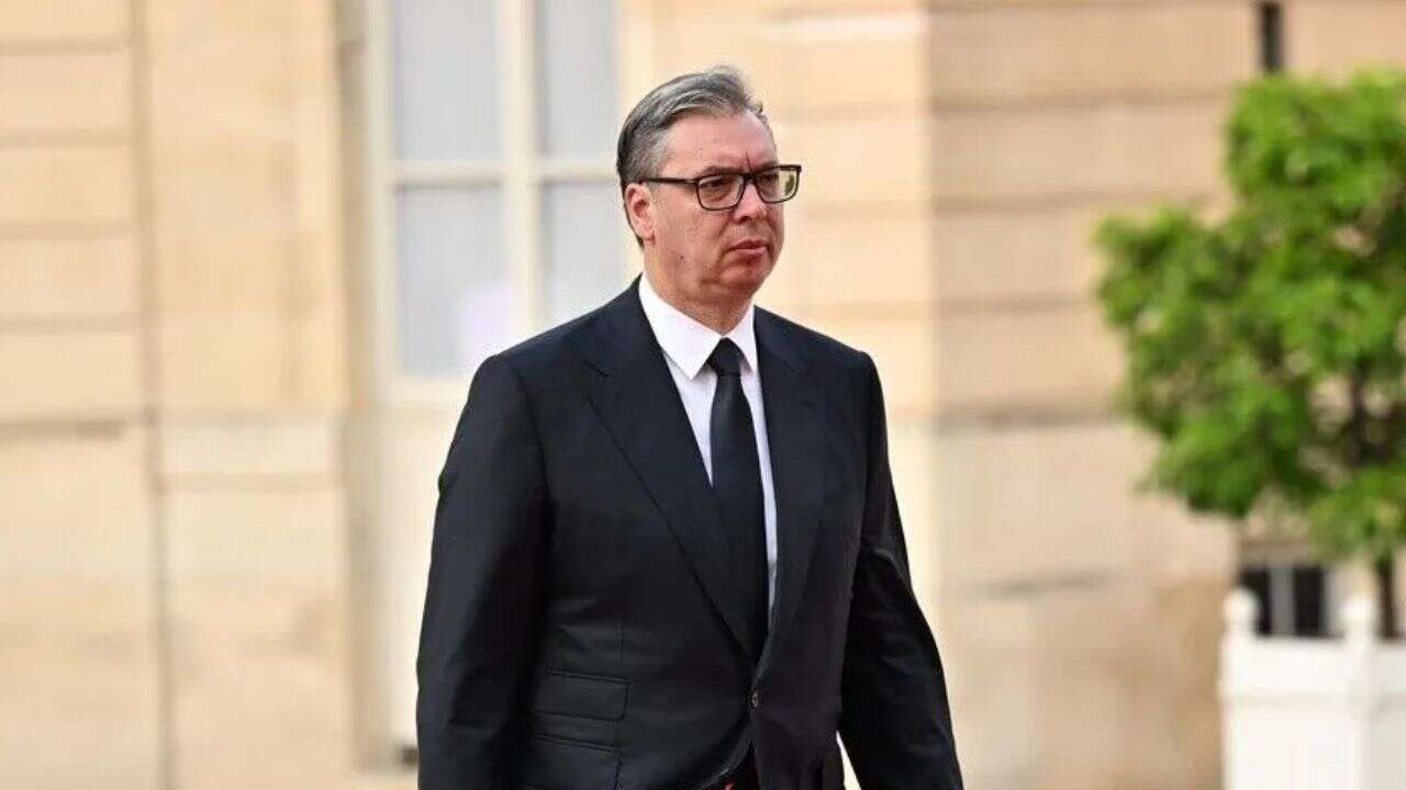 Sırbistan Cumhurbaşkanı Vucic istifa etti