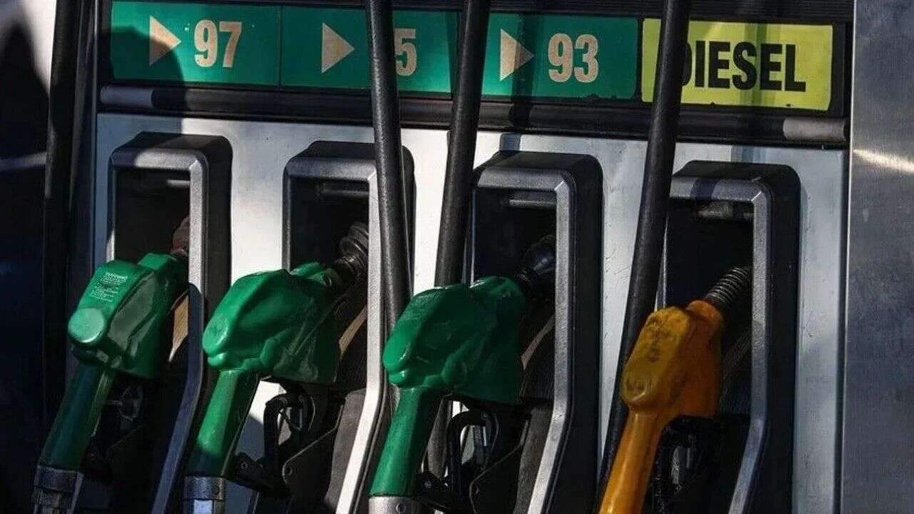 Akaryakıtta kritik gün! Benzine 12,47 TL zam bekleniyor