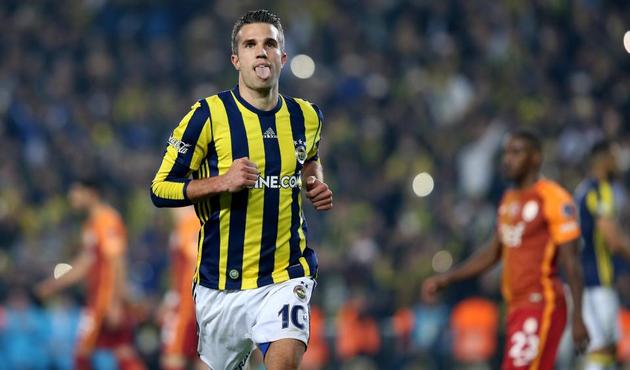 Aykut Kocaman'dan flaş Van Persie kararı!