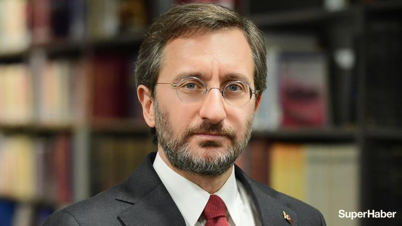 Fahrettin Altun'dan sürpriz imaj! Yeni tarzı gündem oldu