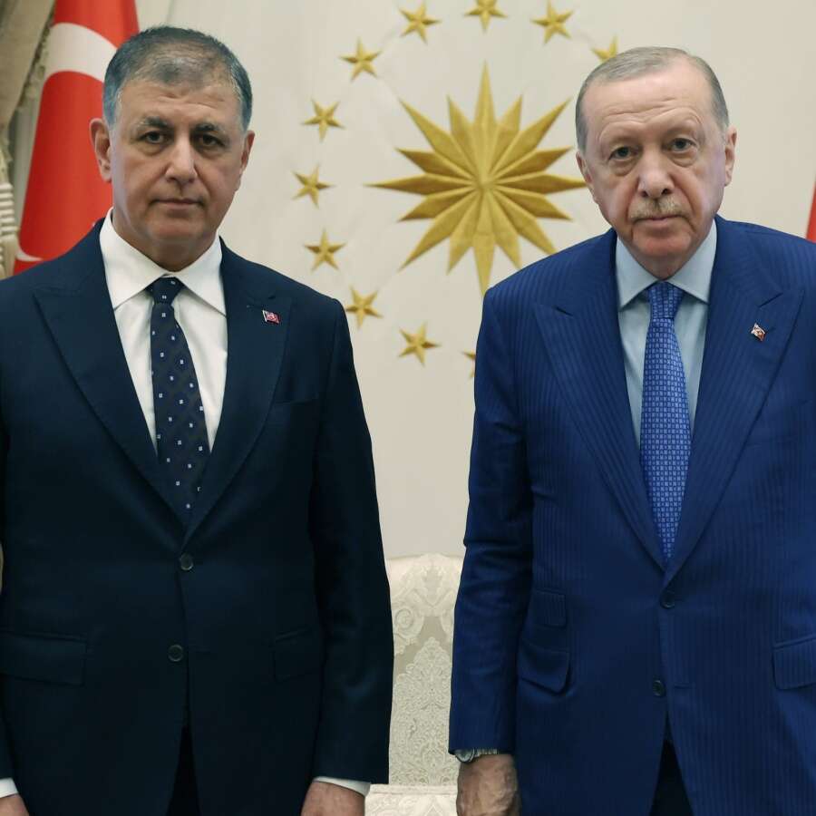 Yeni Parti'den 'Cemil Tugay' açıklaması! "AK Parti'ye geçecek" iddiasına cevap verdi