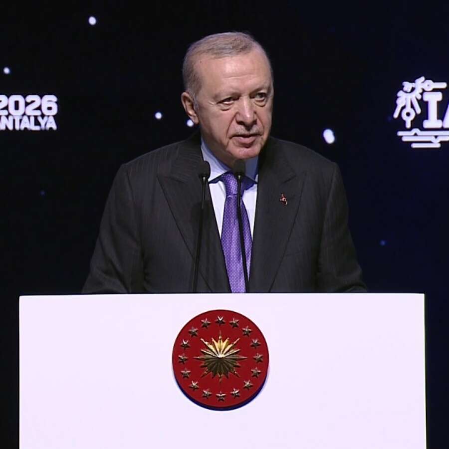 7. Uluslararası Uzay Kongresi başladı: Cumhurbaşkanı Erdoğan'dan çifte müjde: Somali'de uzay limanı ve ay uzay aracı! "Üretim tamamlandı"