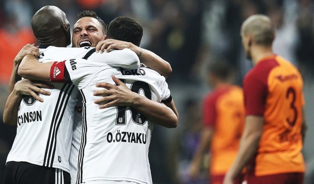Beşiktaş evinde Galatasaray'ı parçaladı