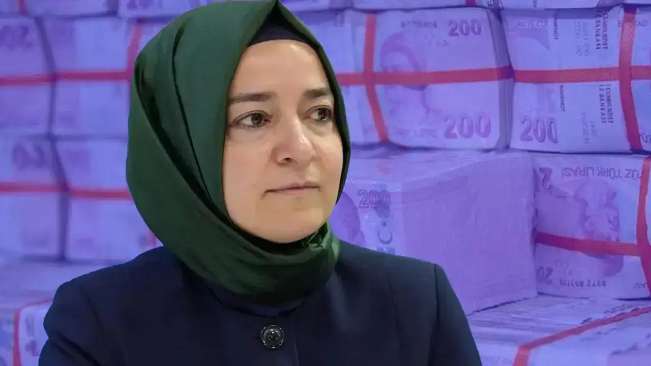 Fatma Betül Sayan Kaya AK Parti'den ihraç edildi!