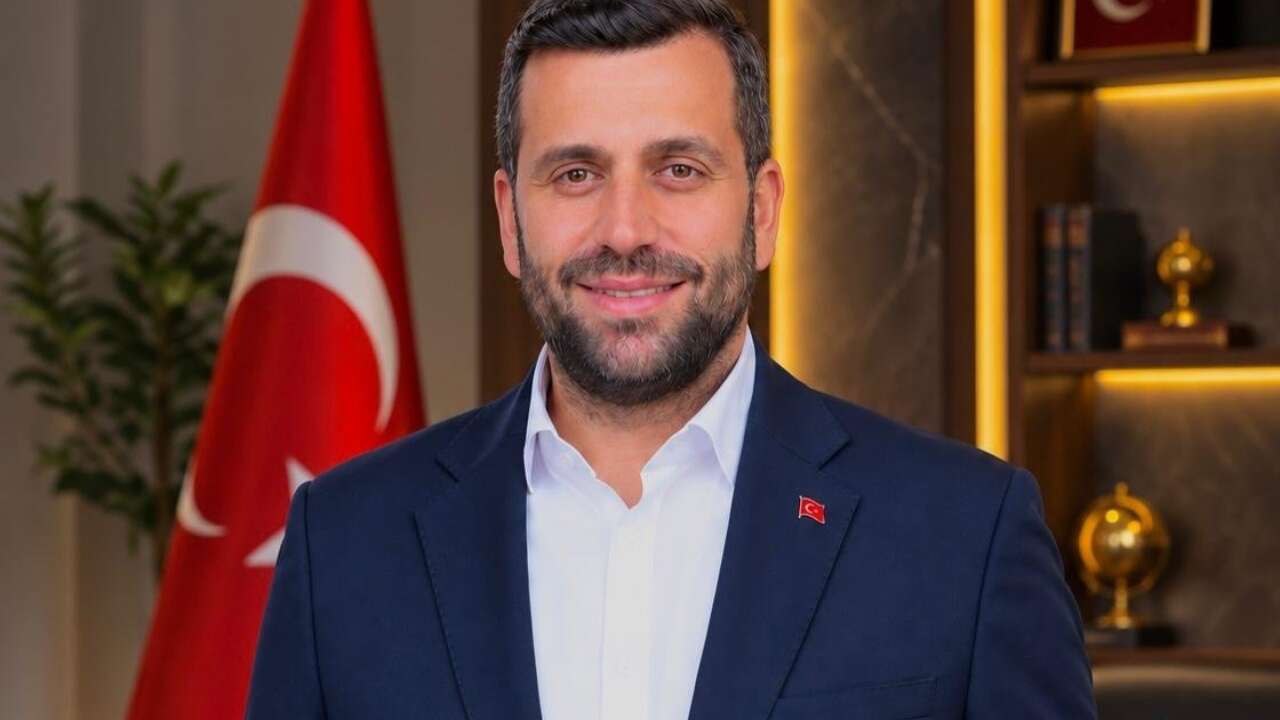 Ataşehir Belediyesi AK Parti'ye geçti! Cumhur İttifakı'nın adayı Serdar Orhan başkanvekili oldu