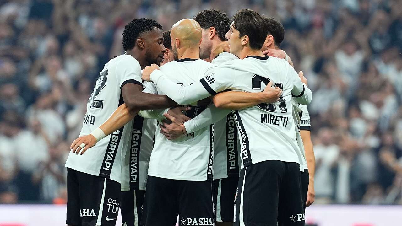 Beşiktaş sahasında Kocaelispor'u mağlup etti