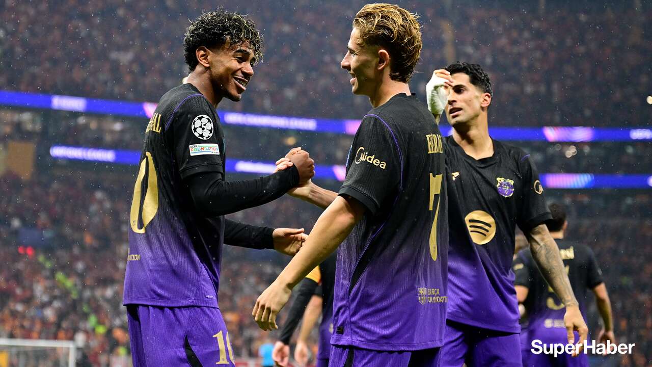 Galatasaray, sahasında Barcelona'ya farklı yenildi