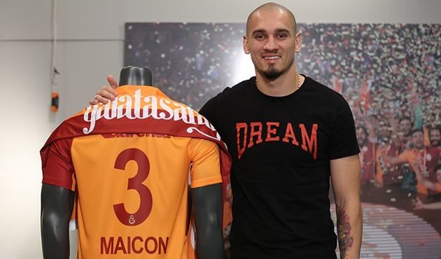Galatasaraylı Maicon, Beşiktaş derbisi hakkında konuştu!