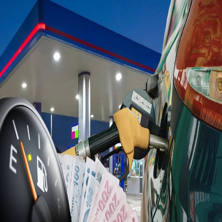 Akaryakıtta kötü haber art arda geldi: Benzin ve motorine dev zam tarihi belli oldu, işte gün gün zamlı fiyat tablosu!