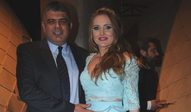 Meral Kaplan boşanma davası açtığı eşiyle aynı evde yaşıyor!