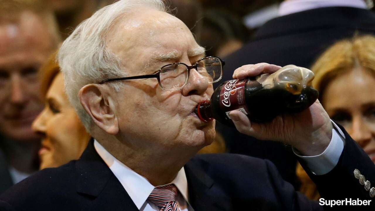 Kola hisseleri fırladı! Milyarder Warren Buffett'tan görülmemiş palavra: "48 yıldır hiç su içmedim"