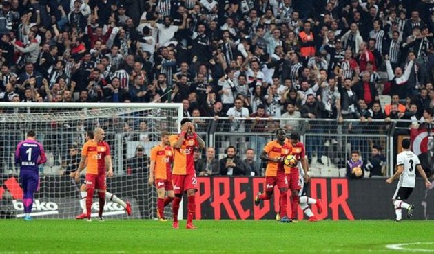 Derbi sonrası flaş sözler! "Galatasaray küçük takım..."