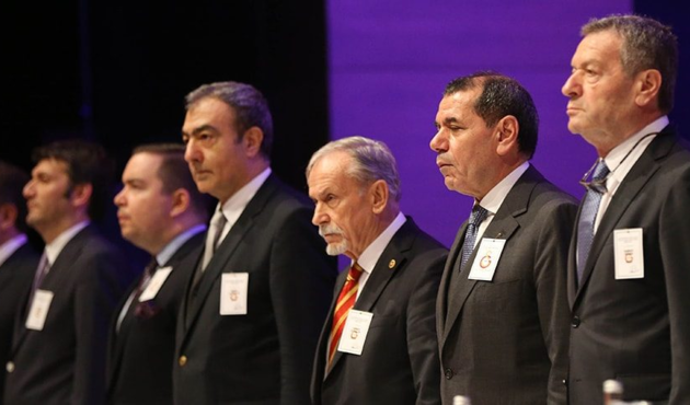 Dursun Özbek'e "Terim'i getirirsen, seçimi kaybedersin" şantajı yapan yöneticilerin isimleri ortaya çıktı!