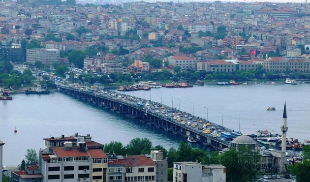 Atatürk Köprüsü trafiğe kapatılacak...