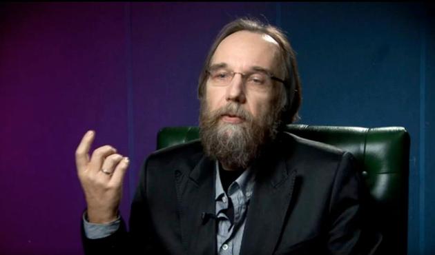 "NATO, Türkiye için ana tehdit kaynağıdır! Çözüm: Ankara-Moskova-Tahran ekseni"