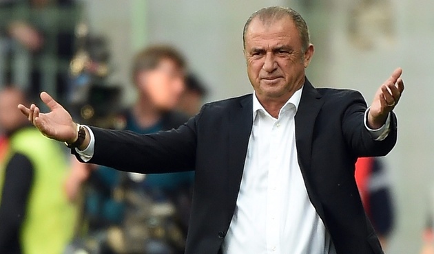 Galatasaraylı eski yıldız bombayı patlattı: Terim, Akhisar maçında takımın başında olacak!