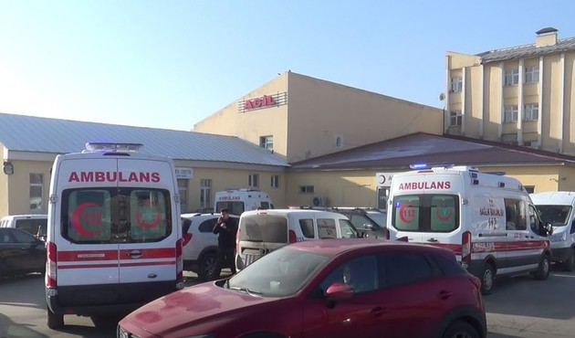 Cezaevi bahçesinde gizemli gaz! 45'i asker 51 kişi zehirlendi...