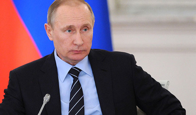 Putin'den yeniden adaylık sorusuna yanıt!
