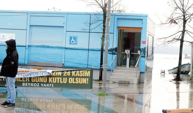 Eşsiz manzarada  umumi tuvalet şoku!
