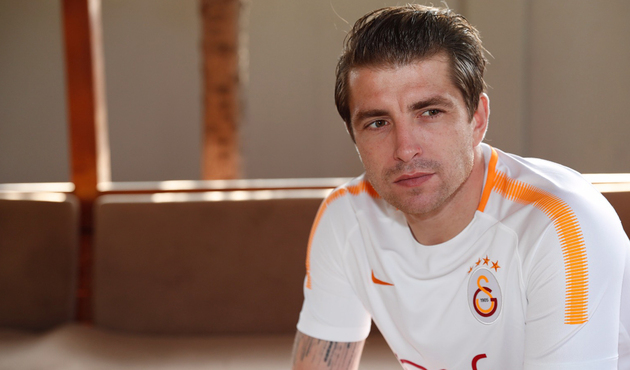 Cedric Carrasso: "Galatasaray’ın zirvedeki konumu sağlam"