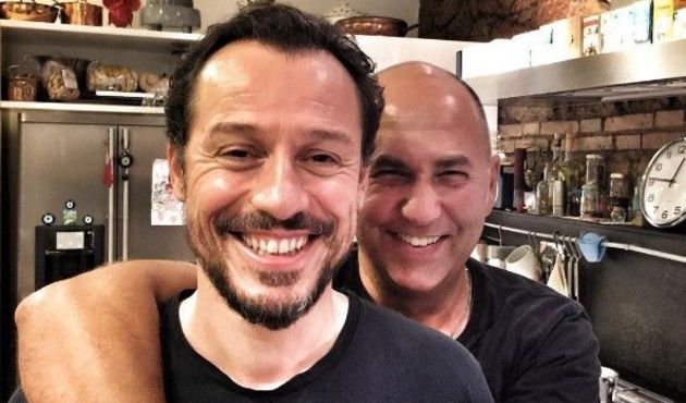 Ferzan Özpetek, kocasıyla aynı karede olmak istemedi!