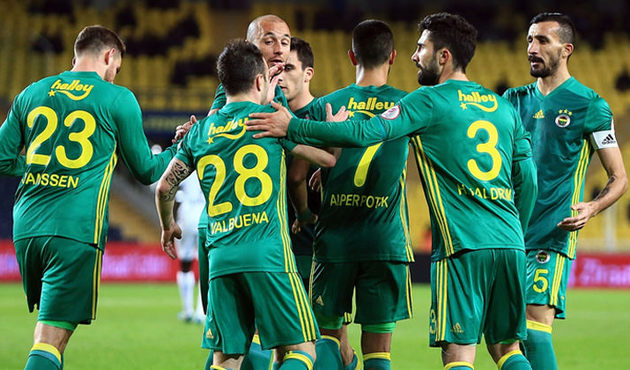 Bursaspor maçı öncesi Fenerbahçe'ye kötü haber