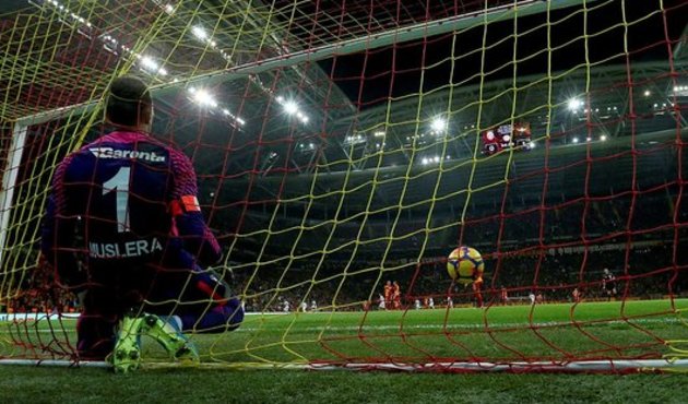 Fernando Muslera: "Size olan aşkım hiç bitmeyecek"