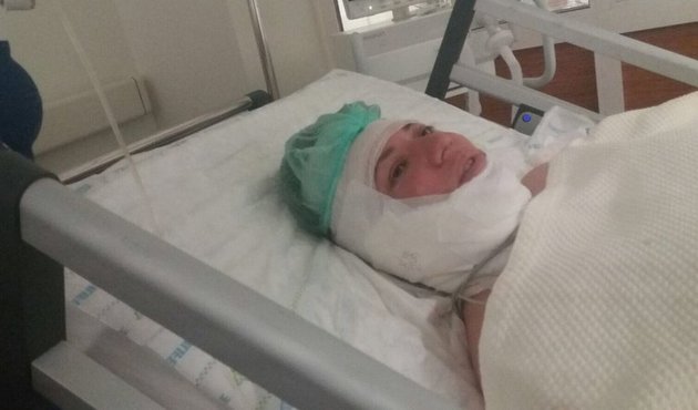 Kocasının elinden ölü taklidi yaparak kurtuldu!