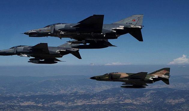 Jetler PKK'ya bomba yağdırdı! 17 terörist öldürüldü...