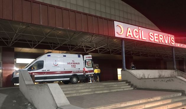 46 öğrenci zehirlenme şüphesiyle hastaneye kaldırıldı...
