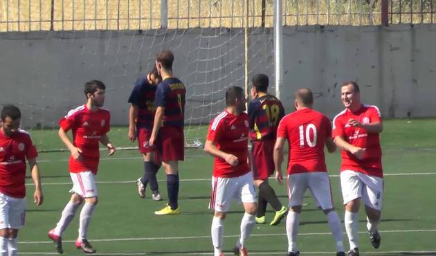 Eski futbolcu tutuklanınca adliyeden firar etti!