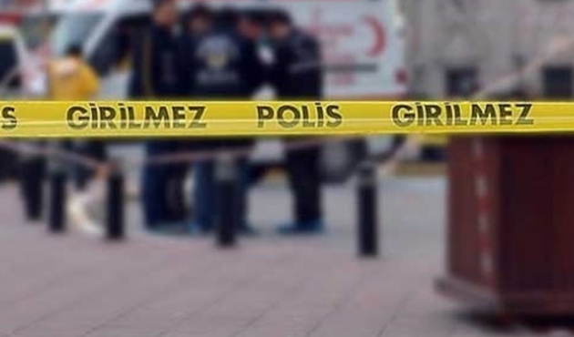 Cinnet ve katliam! Eşi ve 3 çocuğunu öldürdü...