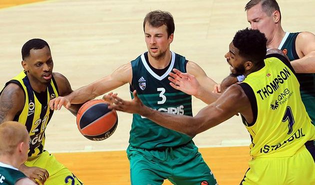 Fenerbahçe'ye EuroLeague'de büyük şok!