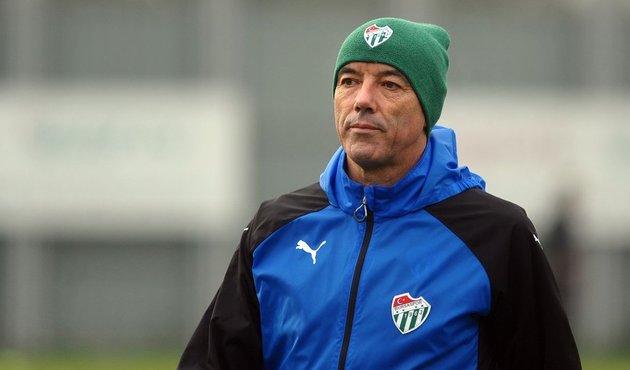 Paul Le Guen hastaneye kaldırıldı!