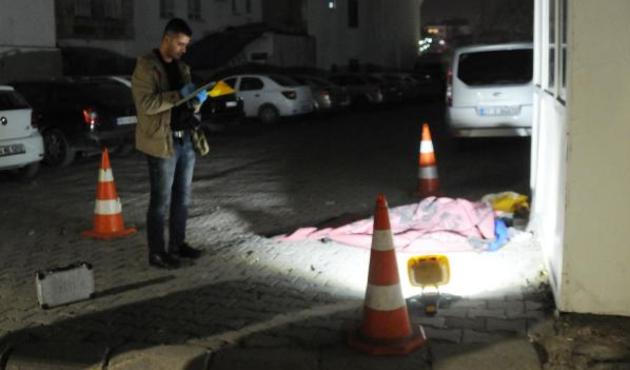 Taburcu olduğu hastaneden 400 metre uzaklaşabildi...