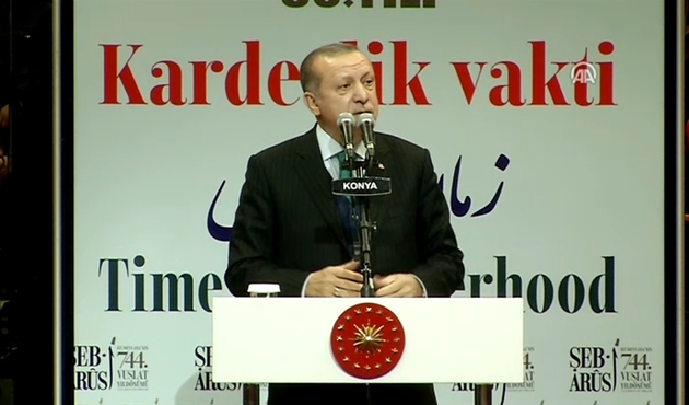Erdoğan: Kan ve şiddetle hedeflerine ulaşmak isteyenlerle mücadele edeceğiz...
