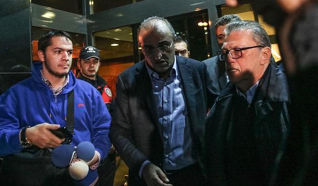 Eski Başbakan Mesut Yılmaz, oğlunun ölümünü İstanbul'da öğrendi... / VİDEO