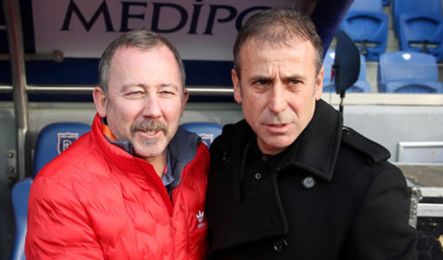 Galatasaray'da büyük sürpriz! Yeni teknik direktör...